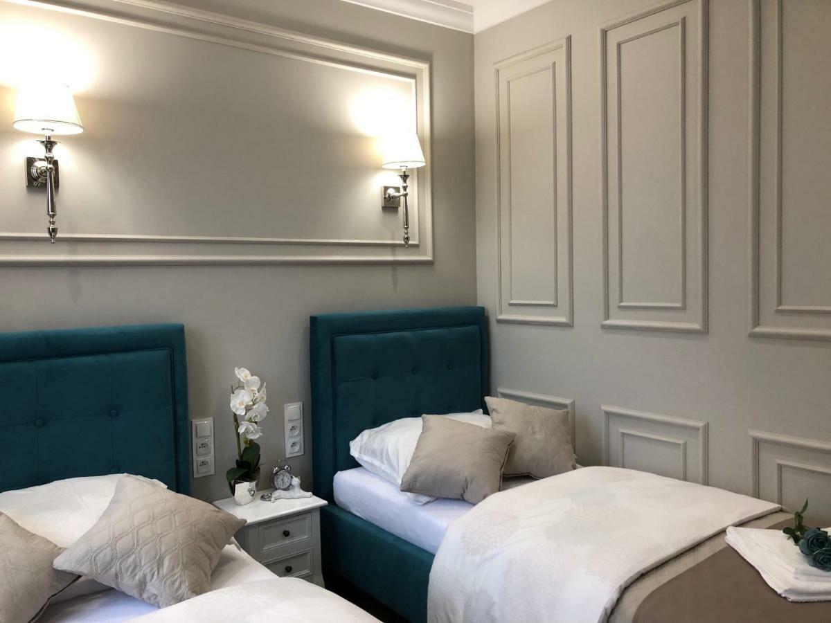 Family & Business Sauna Apartments Plac Wolnosci Centrum Downtow, - Piekny Apartament - 5 Bedroom With Private Sauna, Bath With Hydromassage, Parking, Catering Options Kielce Bagian luar foto